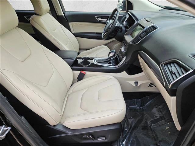 Used 2018 Ford Edge Titanium w/ Technology Package image 20