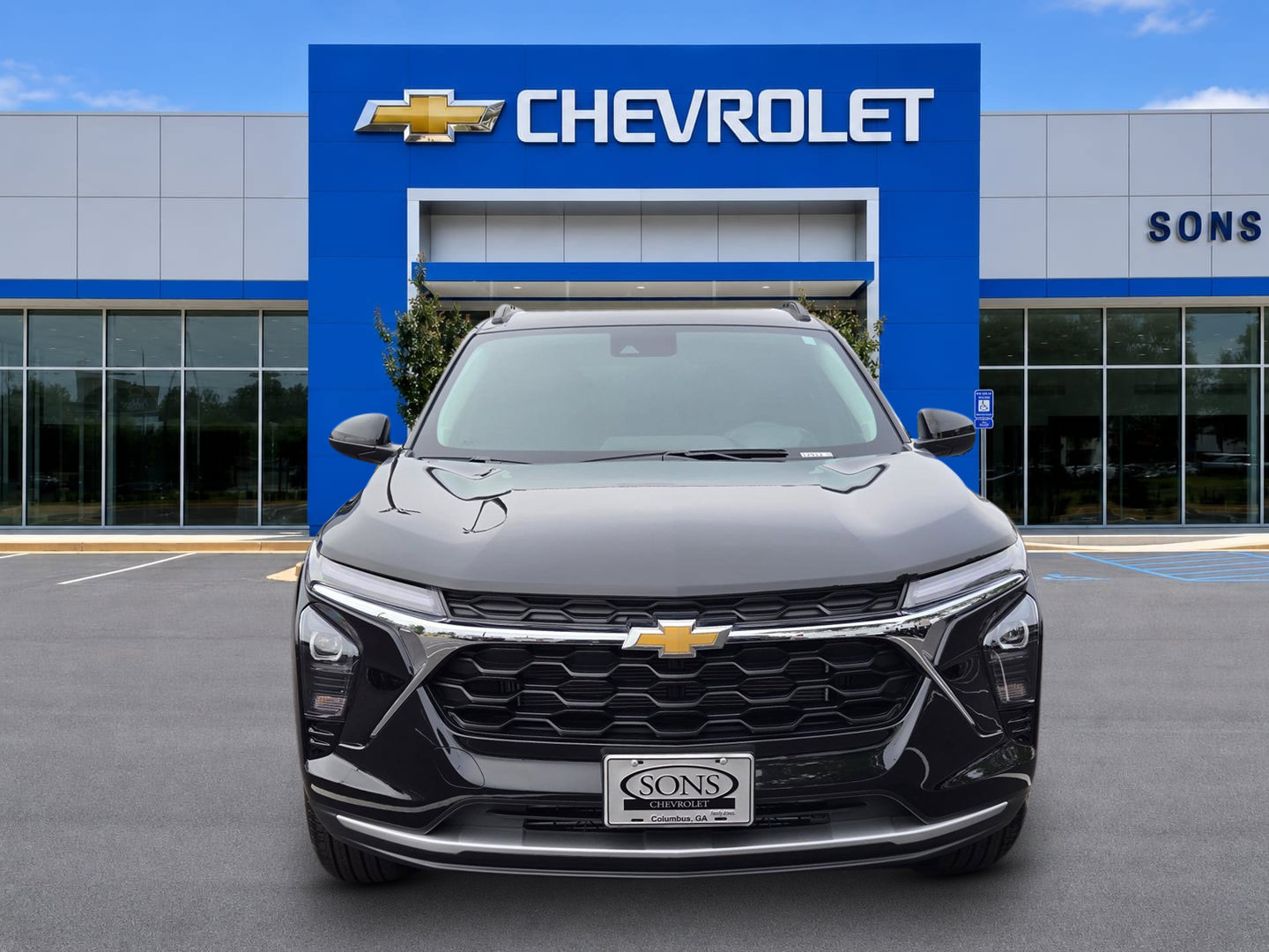 New 2026 Chevrolet Trax LT w/ LT Convenience Package FWD image 2