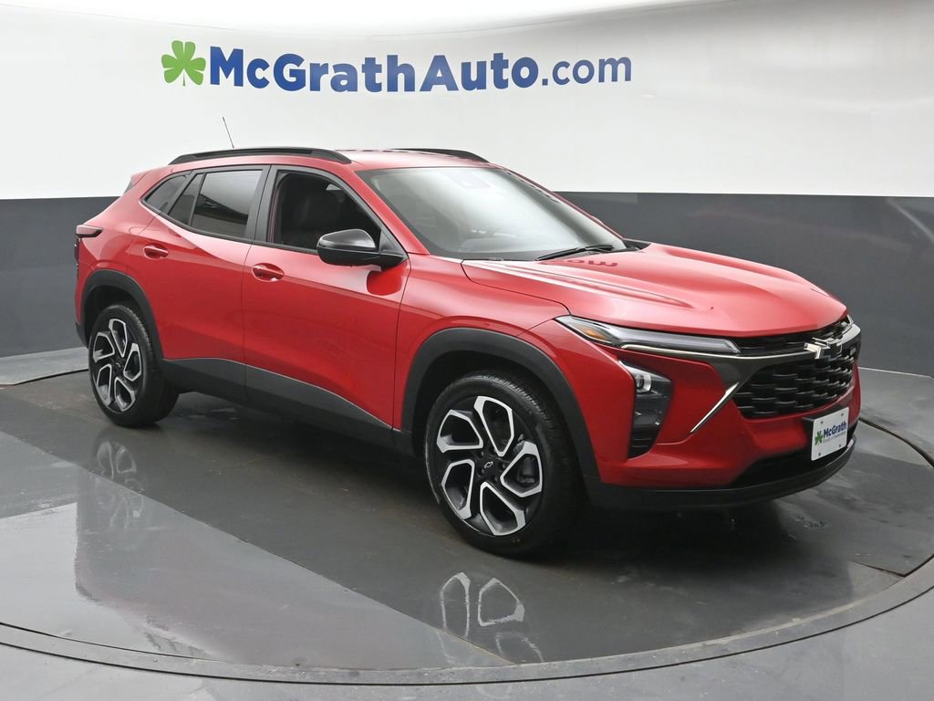 New 2026 Chevrolet Trax RS w/ Driver Confidence Package image 2