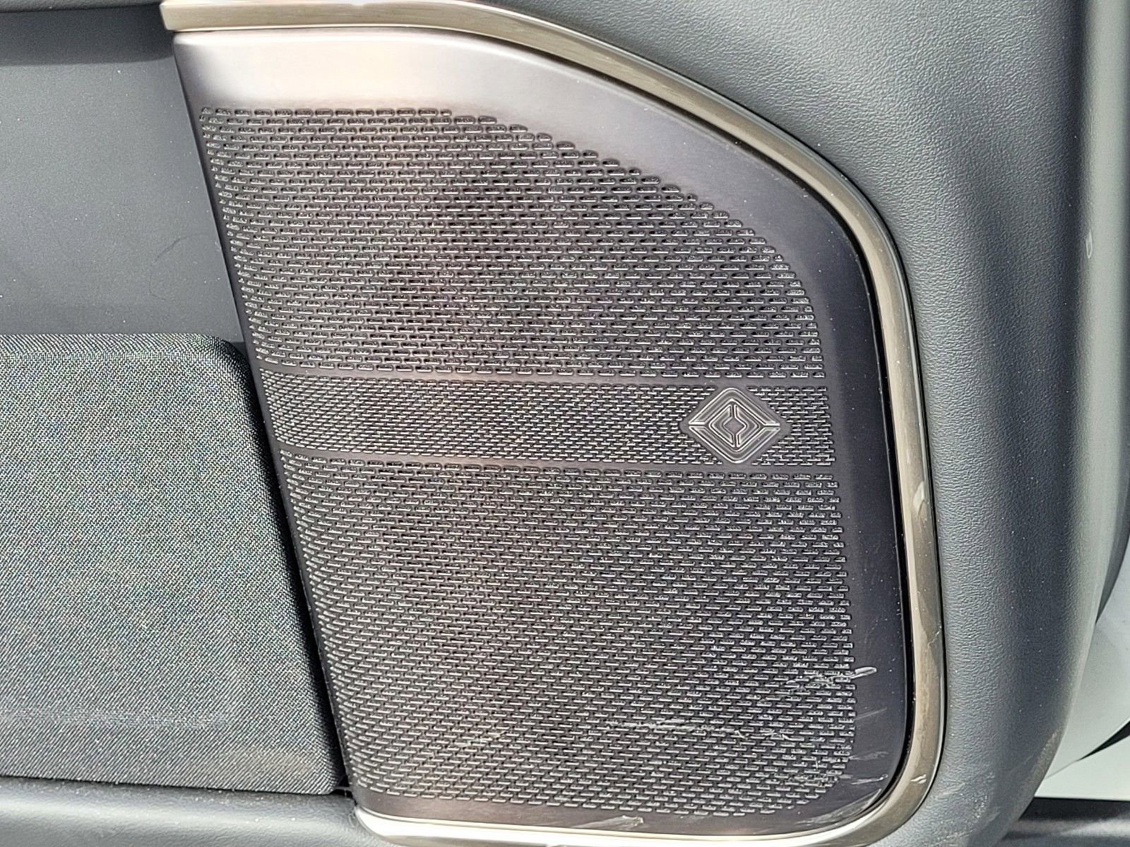 Used 2023 Rivian R1T Adventure image 24