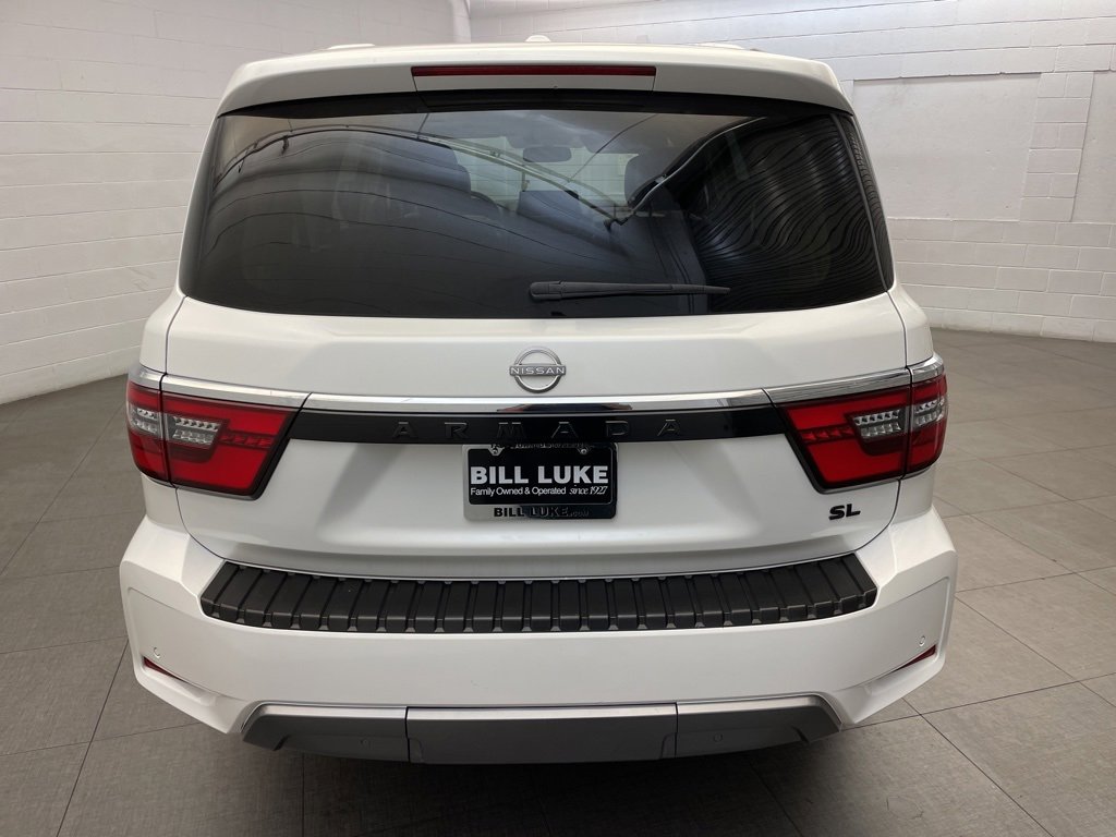 Used 2022 Nissan Armada SL w/ Captain's Chairs Package image 7