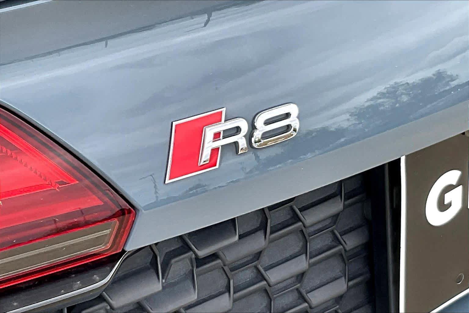 Used 2023 Audi R8 V10 performance w/ Dynamic Package RWD image 31