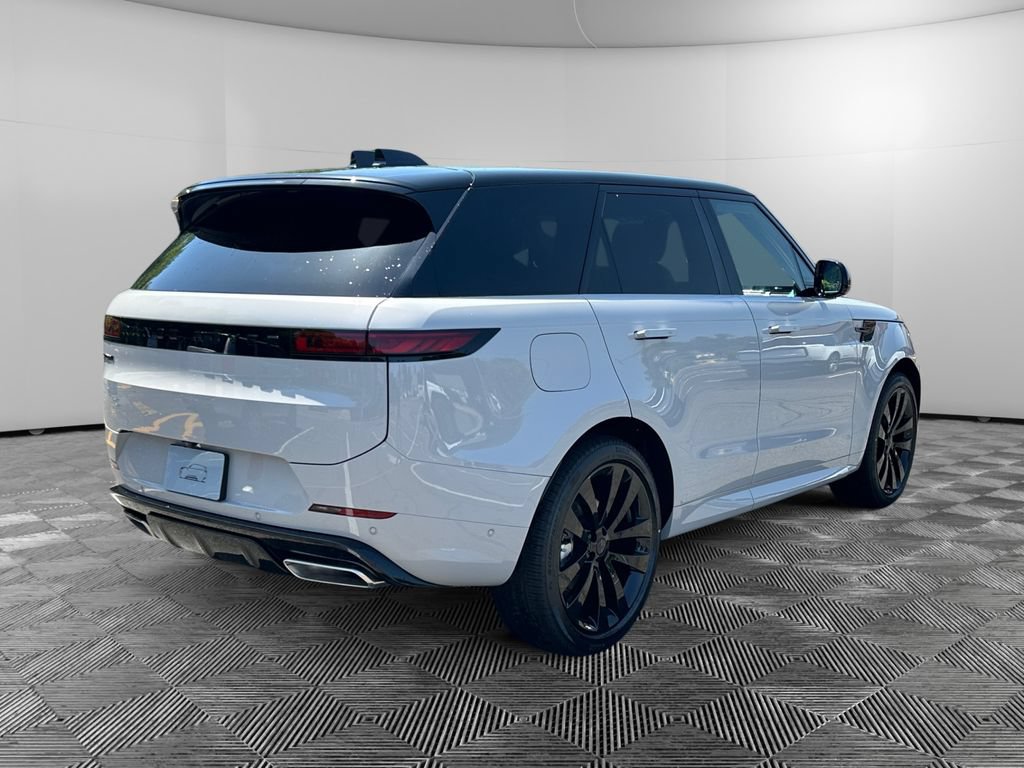New 2026 Land Rover Range Rover Sport Dynamic SE AWD/4WD image 5