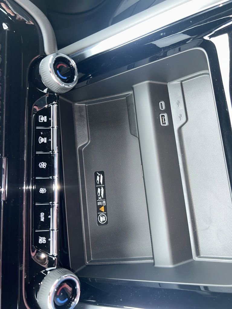 New 2026 Chevrolet Suburban RST w/ Comfort Package RWD image 12