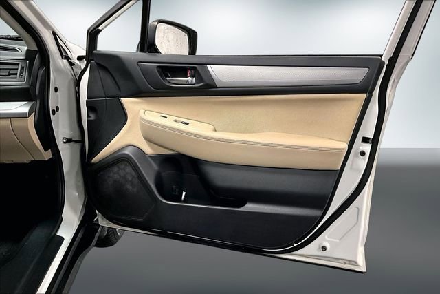 Used 2015 Subaru Outback 2.5i Premium image 25