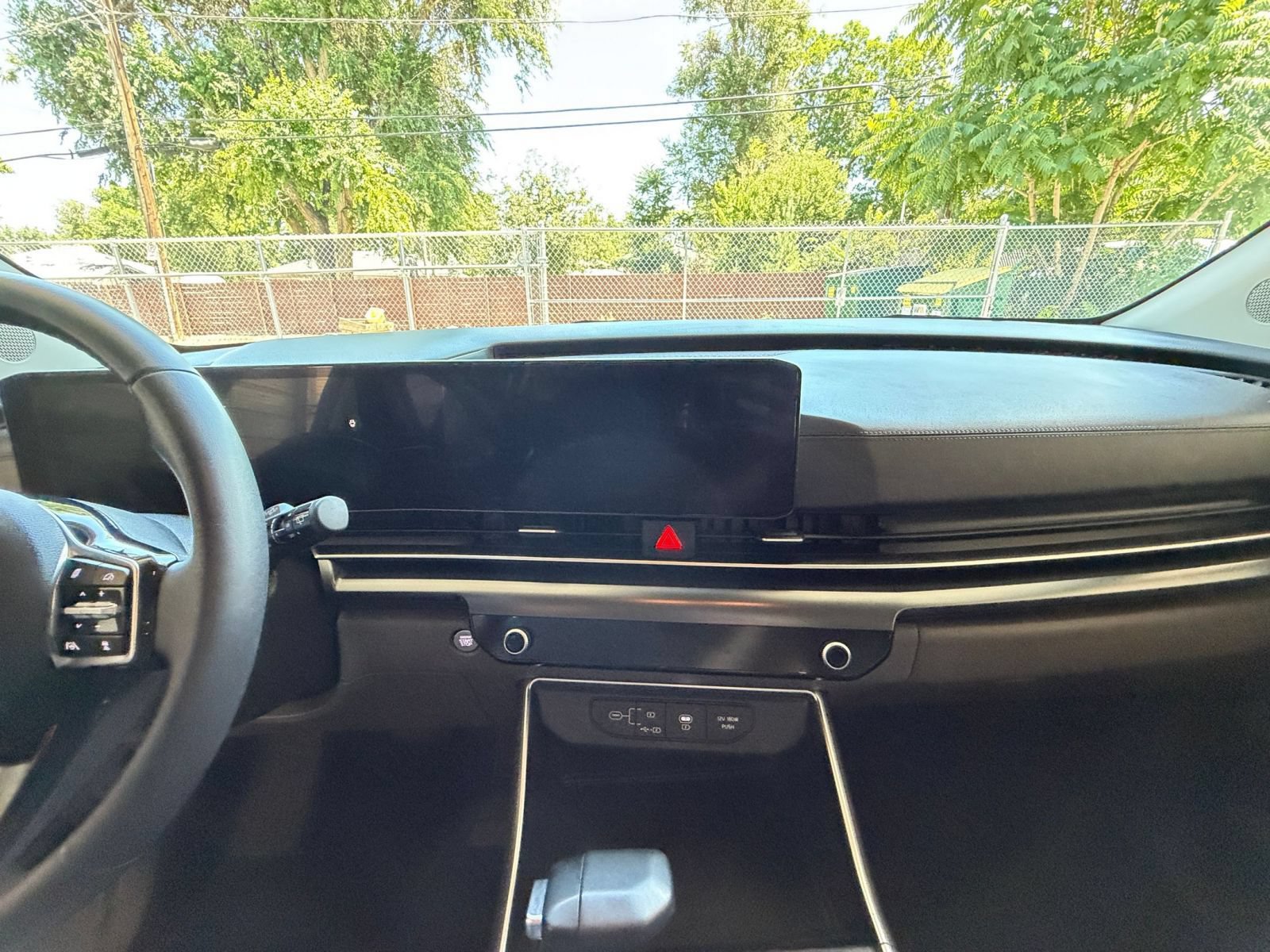 Used 2026 Kia Carnival FWD image 14