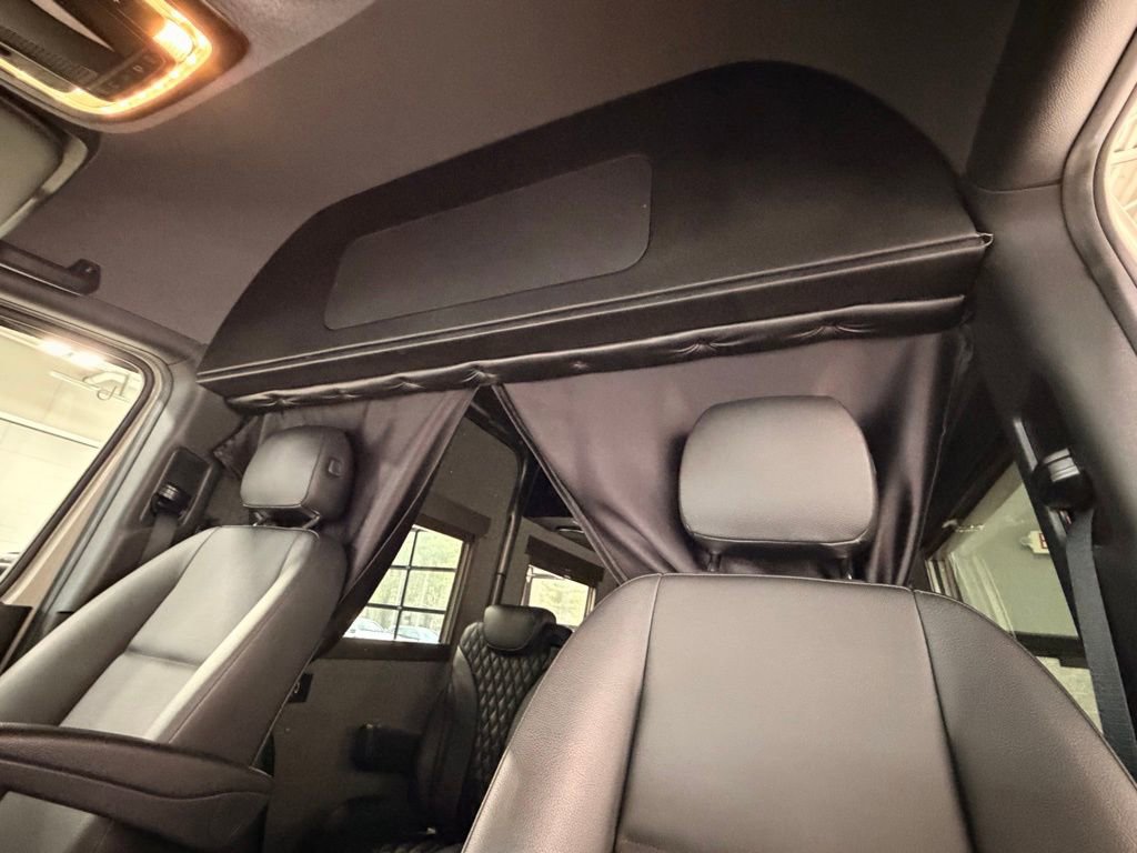 Used 2022 Mercedes-Benz Sprinter 2500 image 29