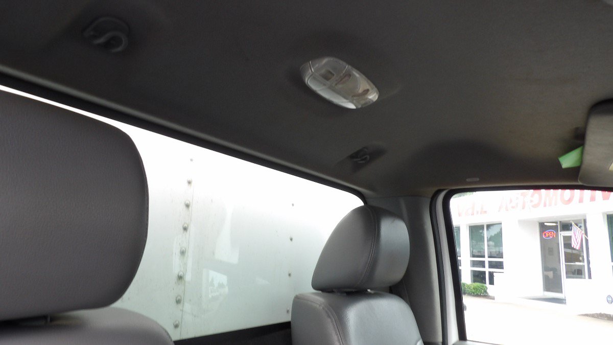Used 2014 Ford F550 2WD Regular Cab Super Duty image 23