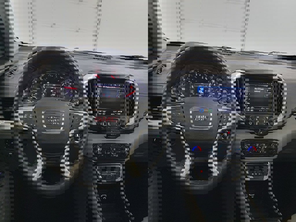 Used 2023 GMC Terrain SLT image 12