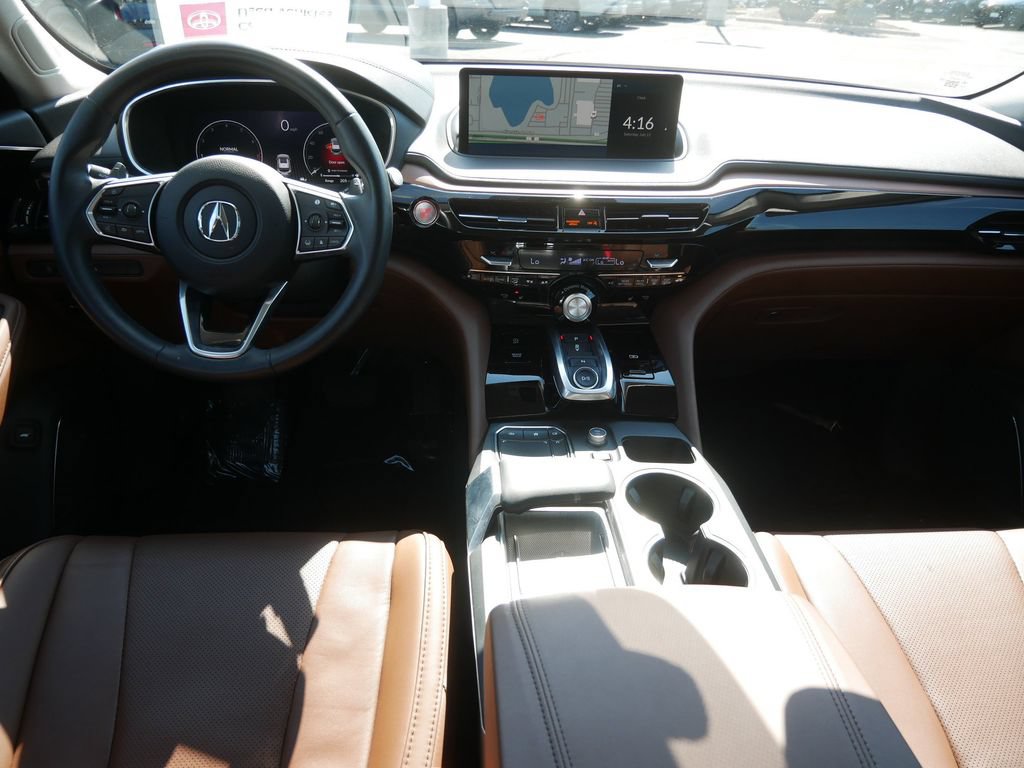 Used 2024 Acura MDX w/ Technology Package AWD/4WD image 13