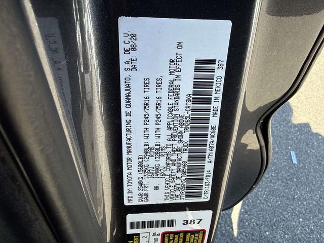 Used 2020 Toyota Tacoma SR w/ SR Convenience Package RWD image 29