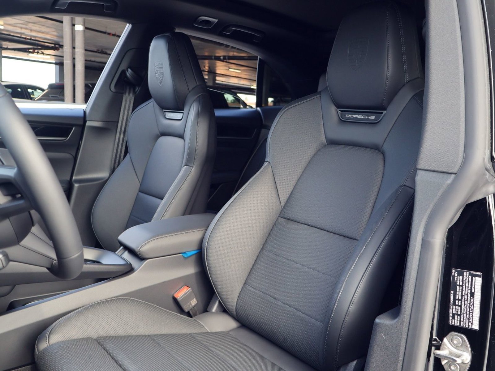 New 2026 Porsche Macan Electric RWD image 5
