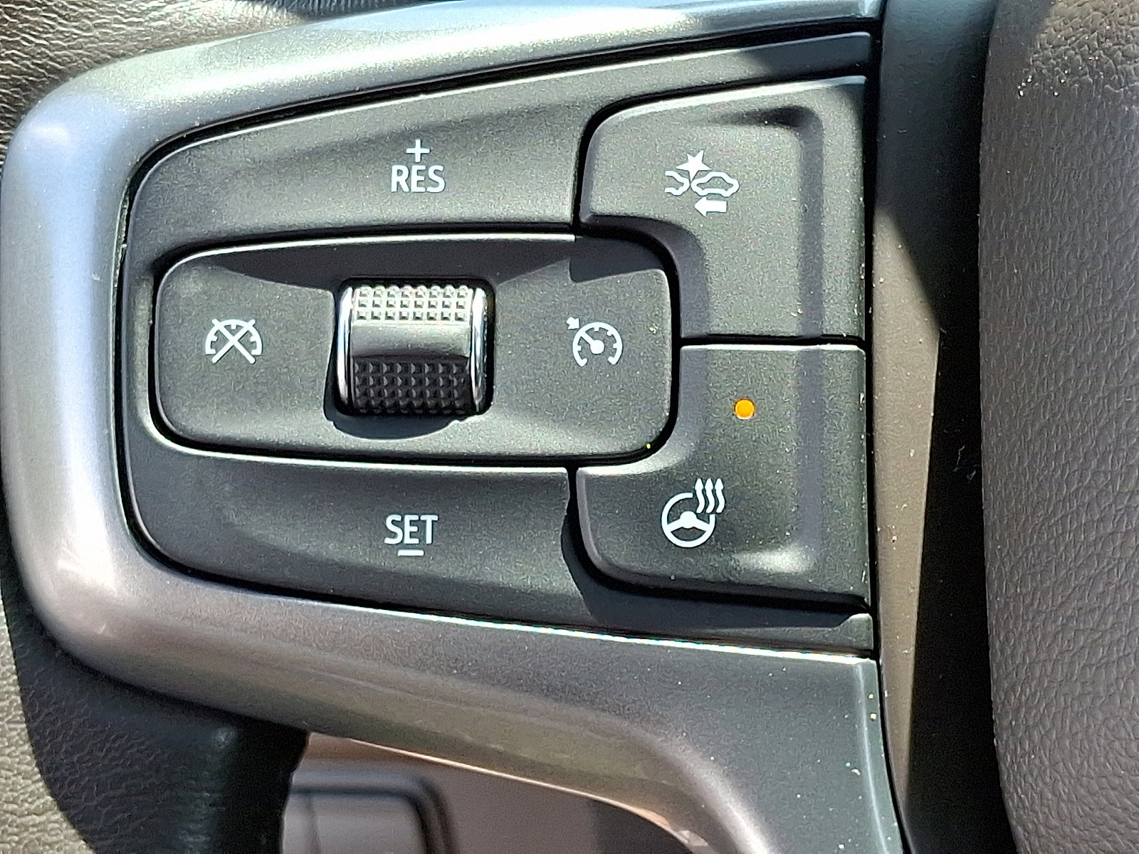 Certified 2021 Chevrolet Tahoe Z71 w/ Luxury Package image 27