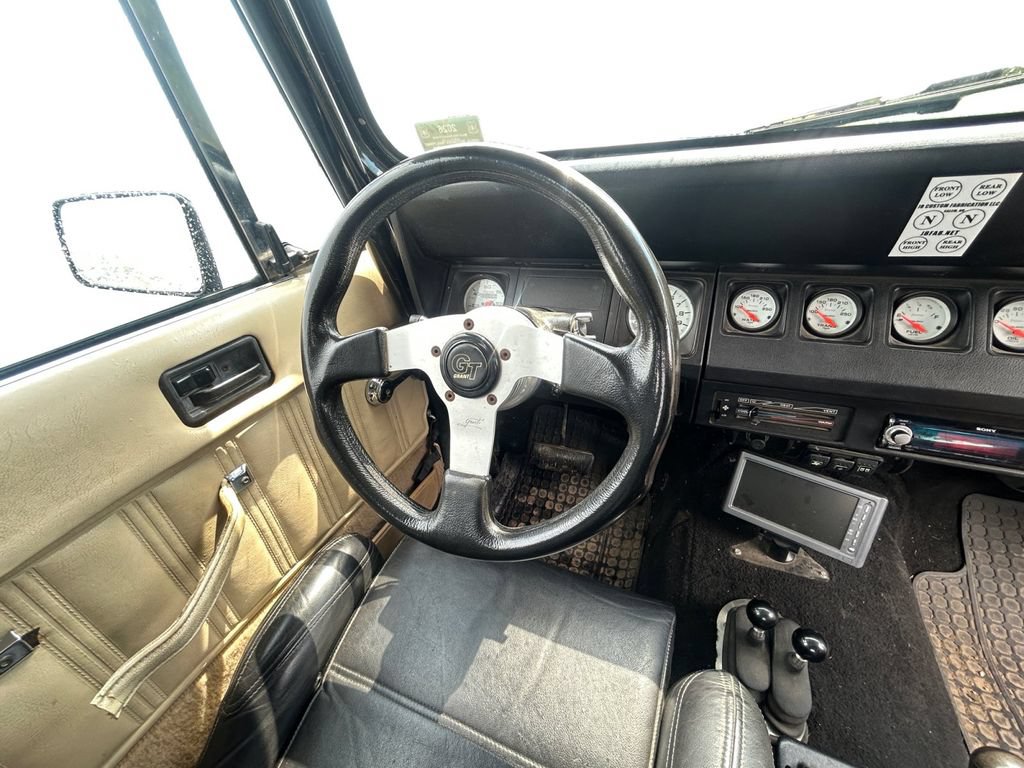 Used 1989 Jeep Wrangler Sahara AWD/4WD image 13