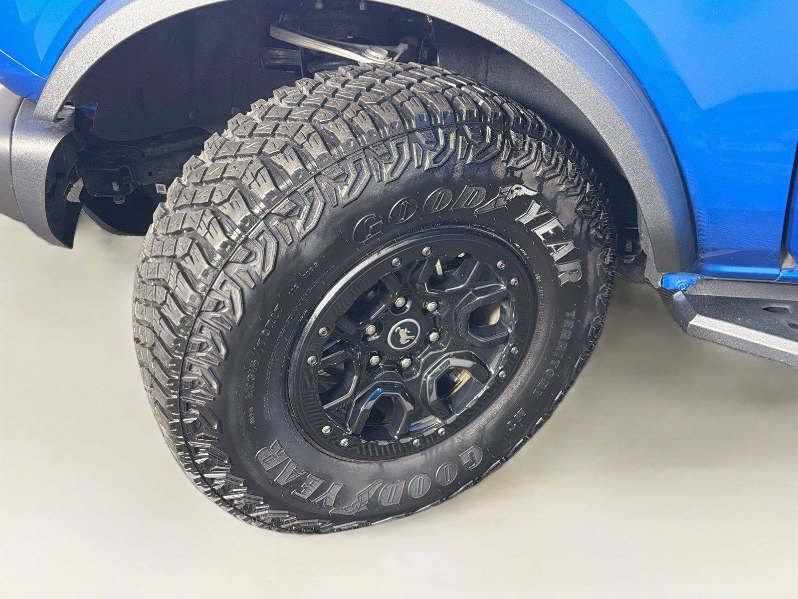 Used 2023 Ford Bronco Wildtrak AWD/4WD image 38