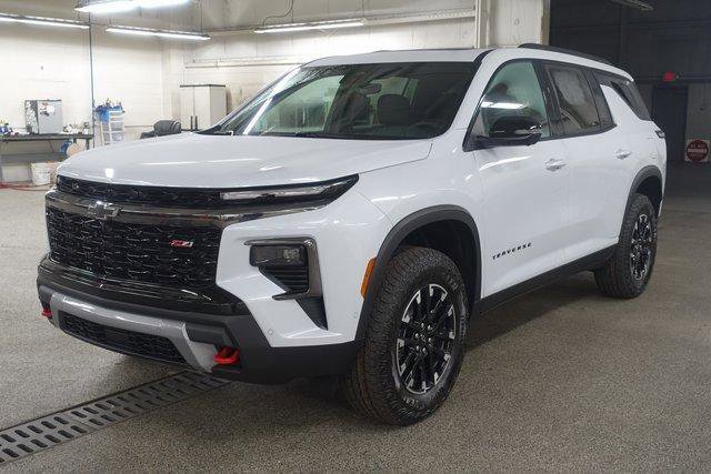 New 2026 Chevrolet Traverse Z71 w/ Enhanced Driving Package image 3