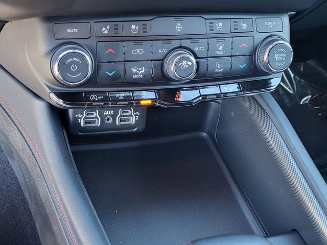 Certified 2024 Dodge Durango GT image 14