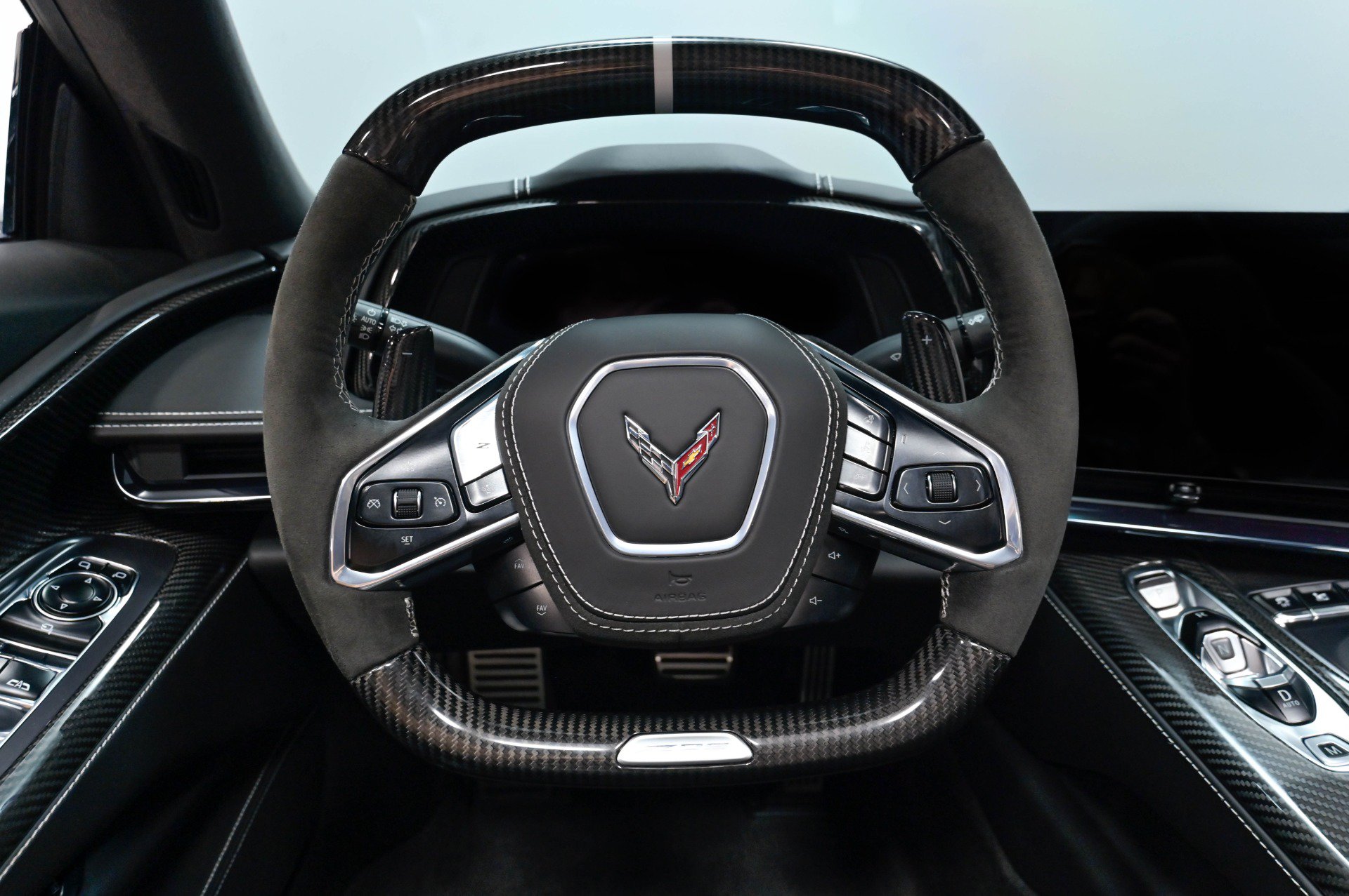 Used 2025 Chevrolet Corvette Z06 RWD image 43