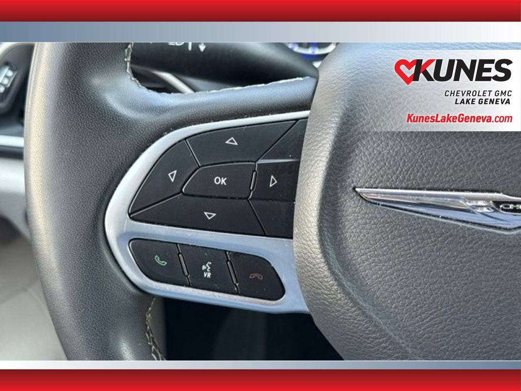 Used 2023 Chrysler Voyager LX FWD image 37