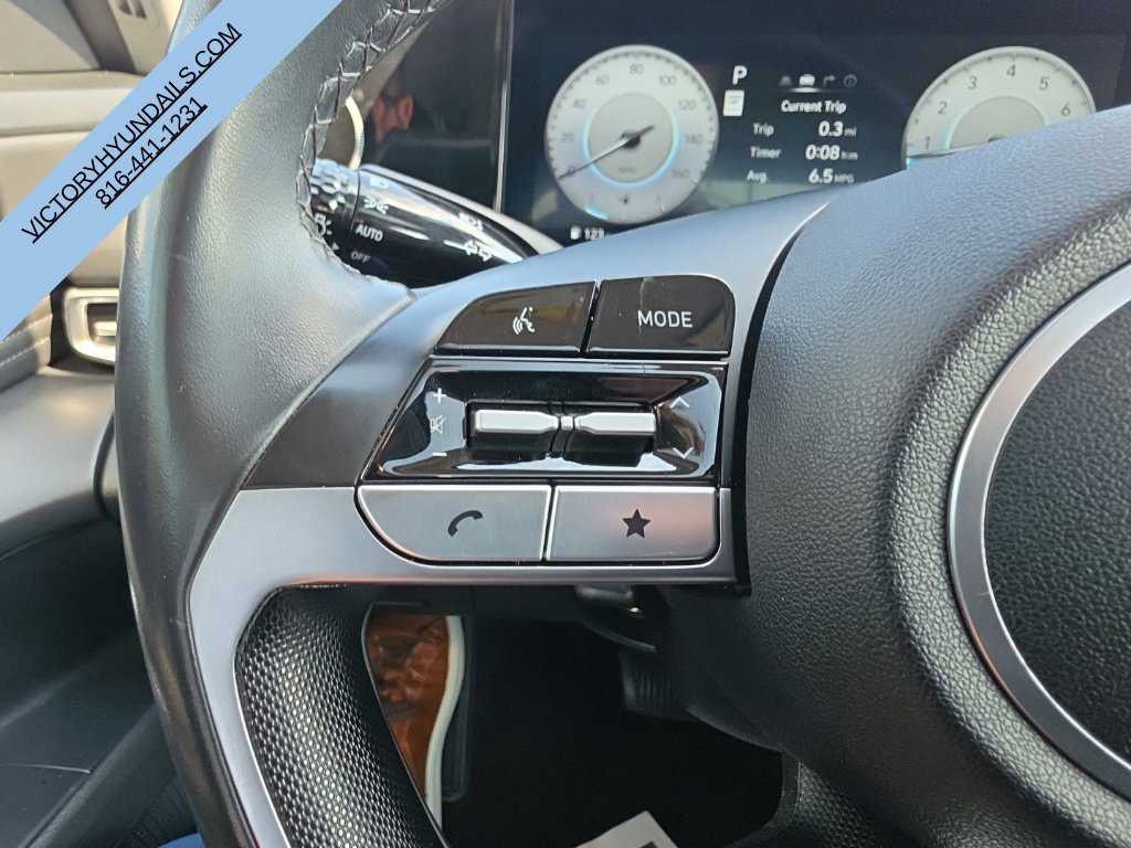 Used 2025 Hyundai Elantra SEL FWD image 23