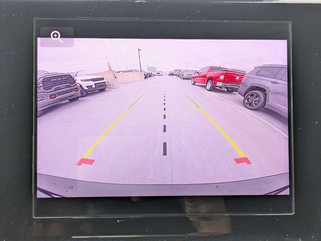 Used 2023 Jeep Grand Cherokee L Laredo AWD/4WD image 23