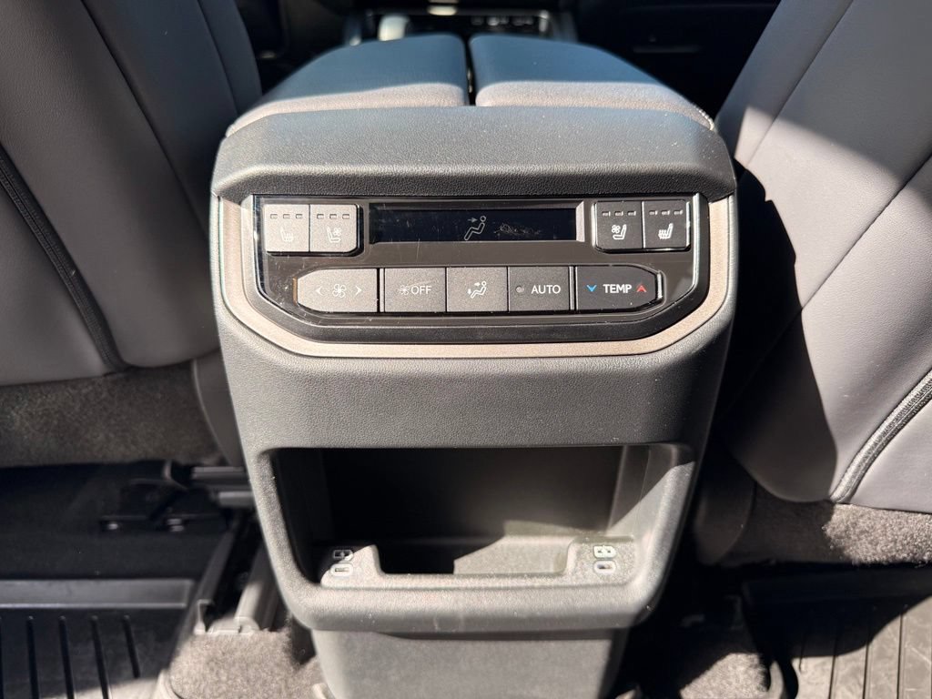 Used 2024 Lexus TX 500h AWD image 26