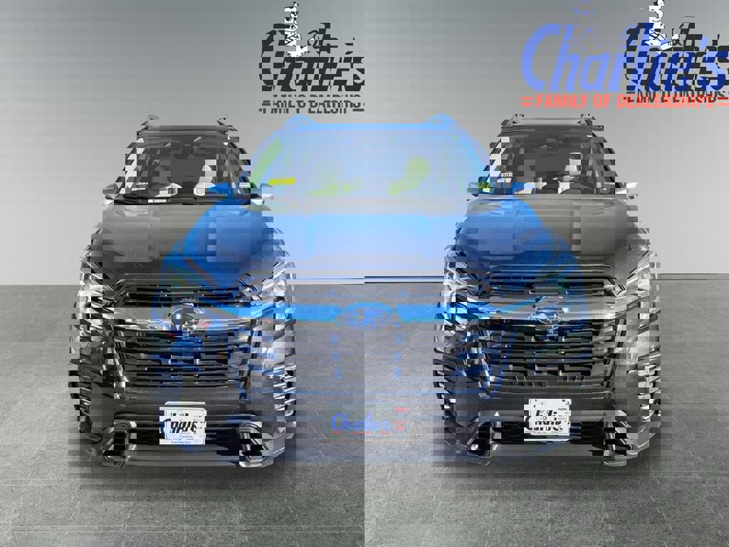 Used 2023 Subaru Ascent Limited w/ Technology Package image 2