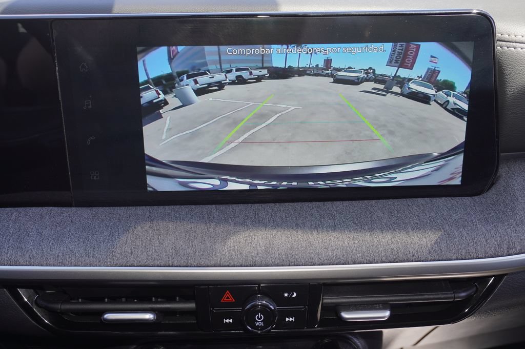 Used 2026 Nissan Kicks SV FWD image 15