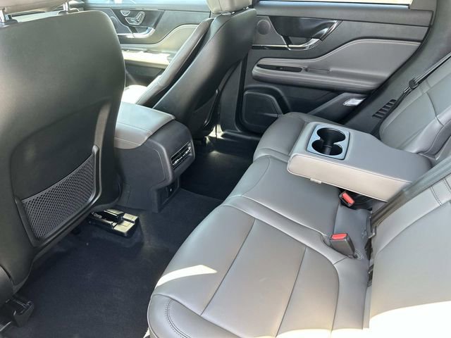 Used 2026 Lincoln Corsair Premiere AWD/4WD image 13