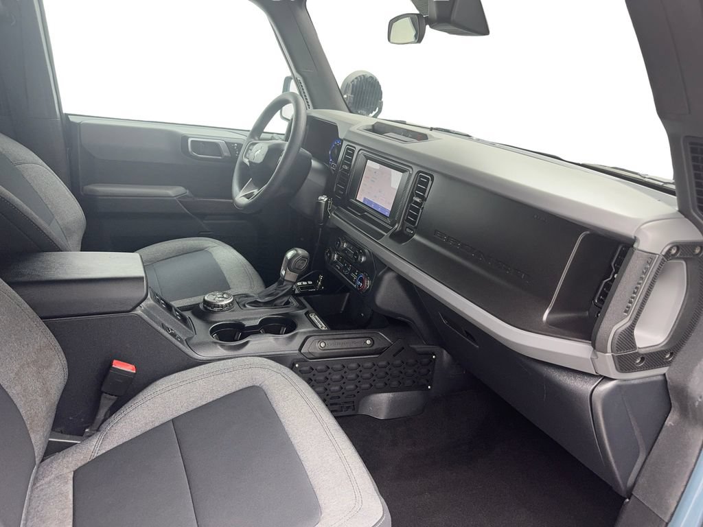 Used 2022 Ford Bronco 4-Door AWD/4WD image 28