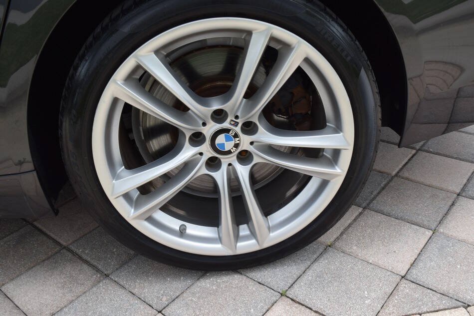 Used 2015 BMW 750i RWD image 85
