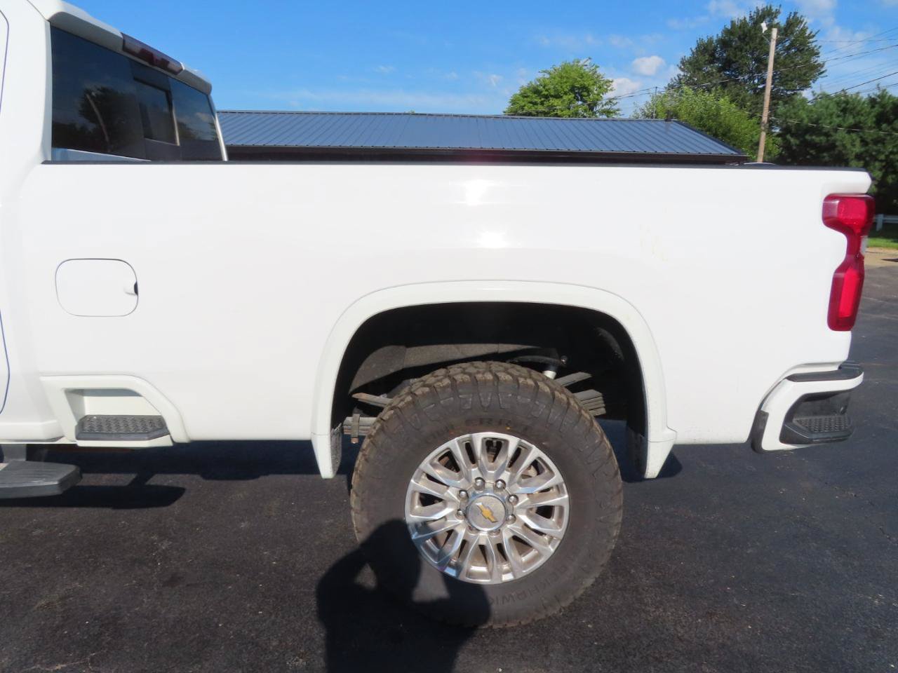 Used 2022 Chevrolet Silverado 3500 High Country w/ Safety Package II AWD/4WD image 14