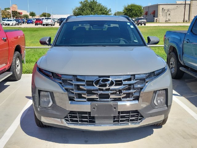 Used 2024 Hyundai Santa Cruz Limited AWD/4WD image 2