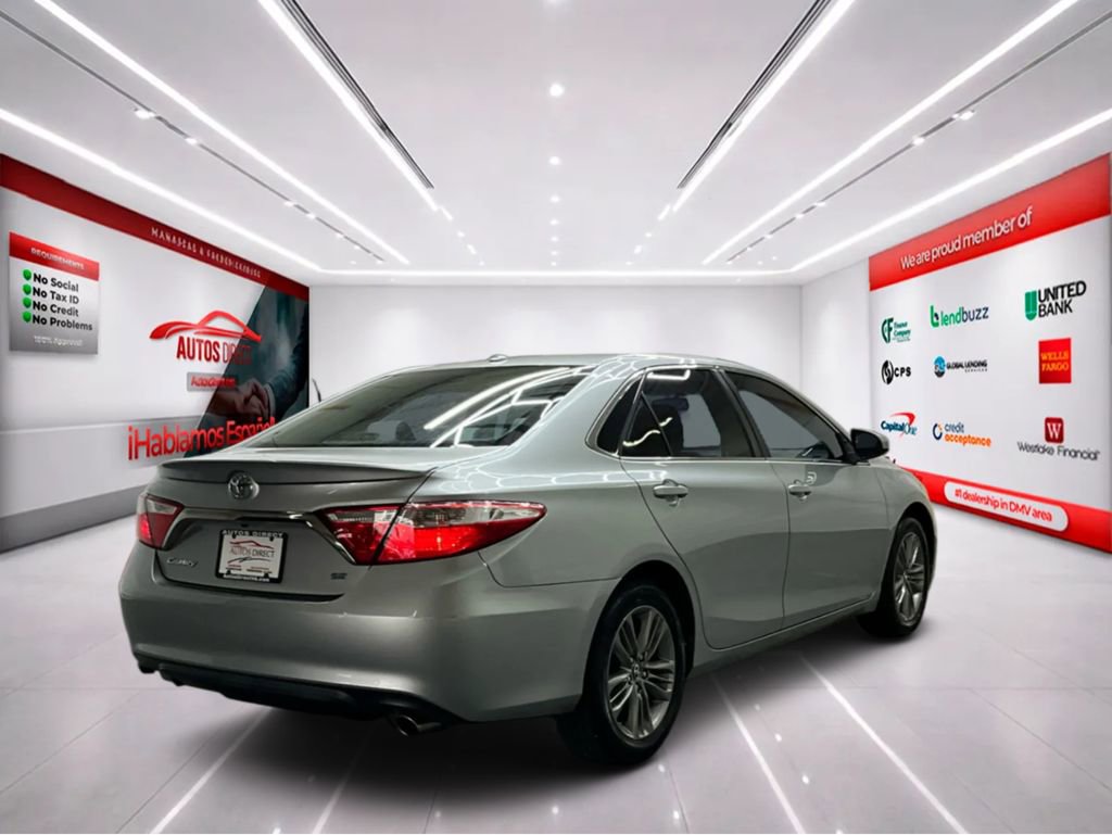 Used 2016 Toyota Camry SE FWD image 7