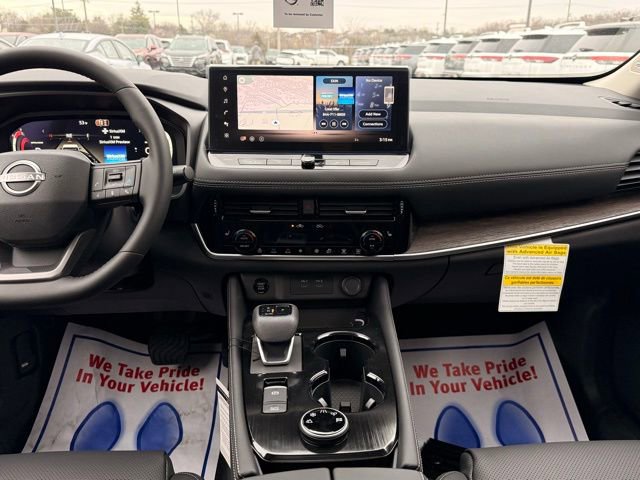 New 2026 Nissan Rogue Platinum w/ Tech Package AWD/4WD image 26
