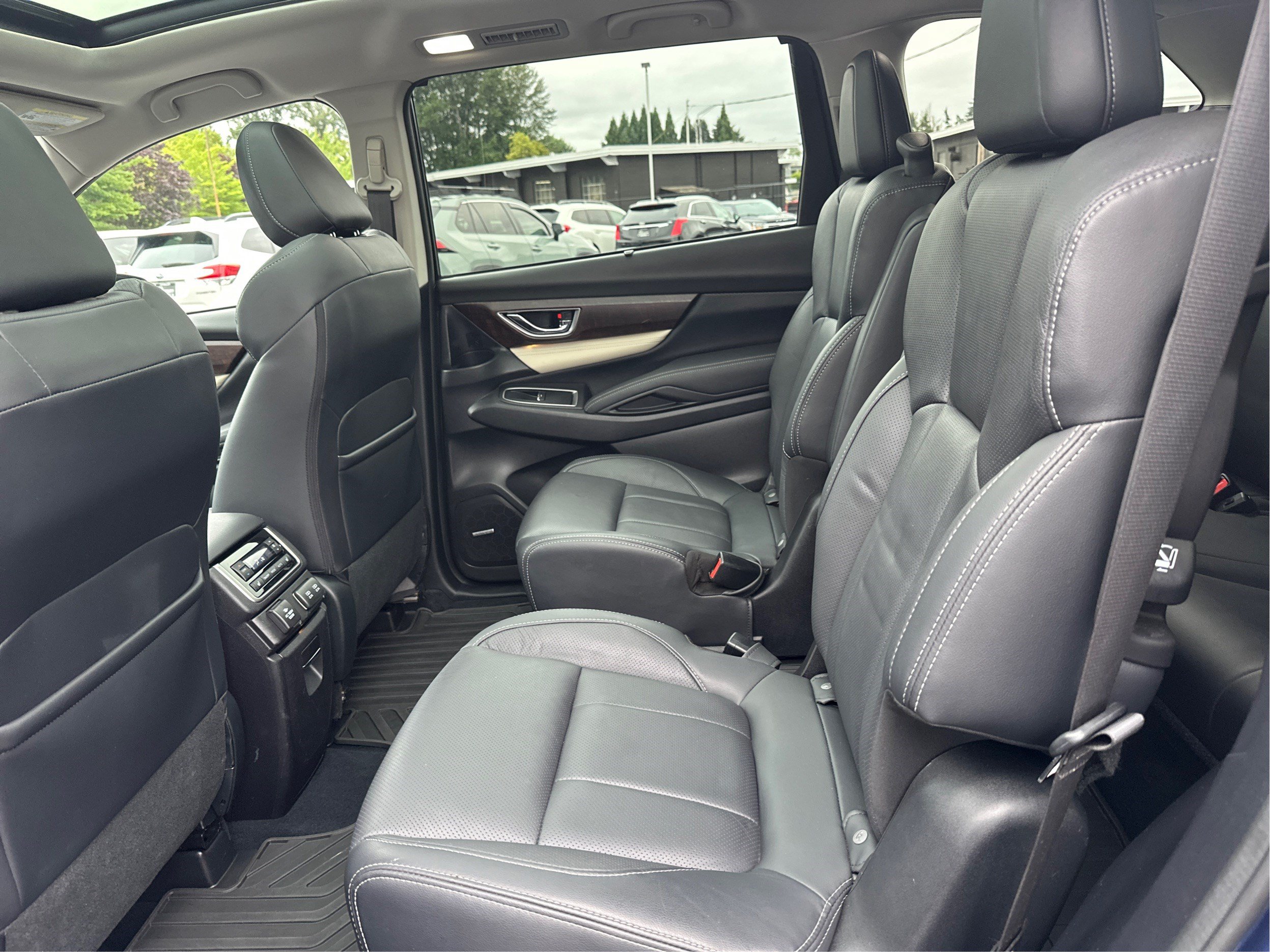 Used 2021 Subaru Ascent Touring w/ Popular Package #2A AWD/4WD image 10