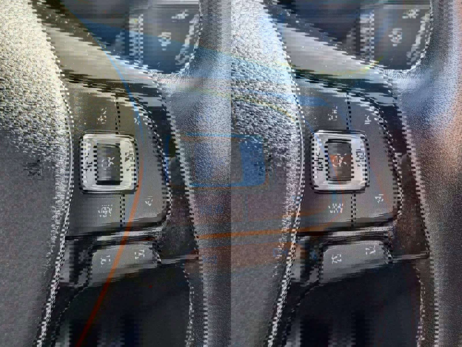 Used 2021 Volkswagen Tiguan SE R-Line image 23