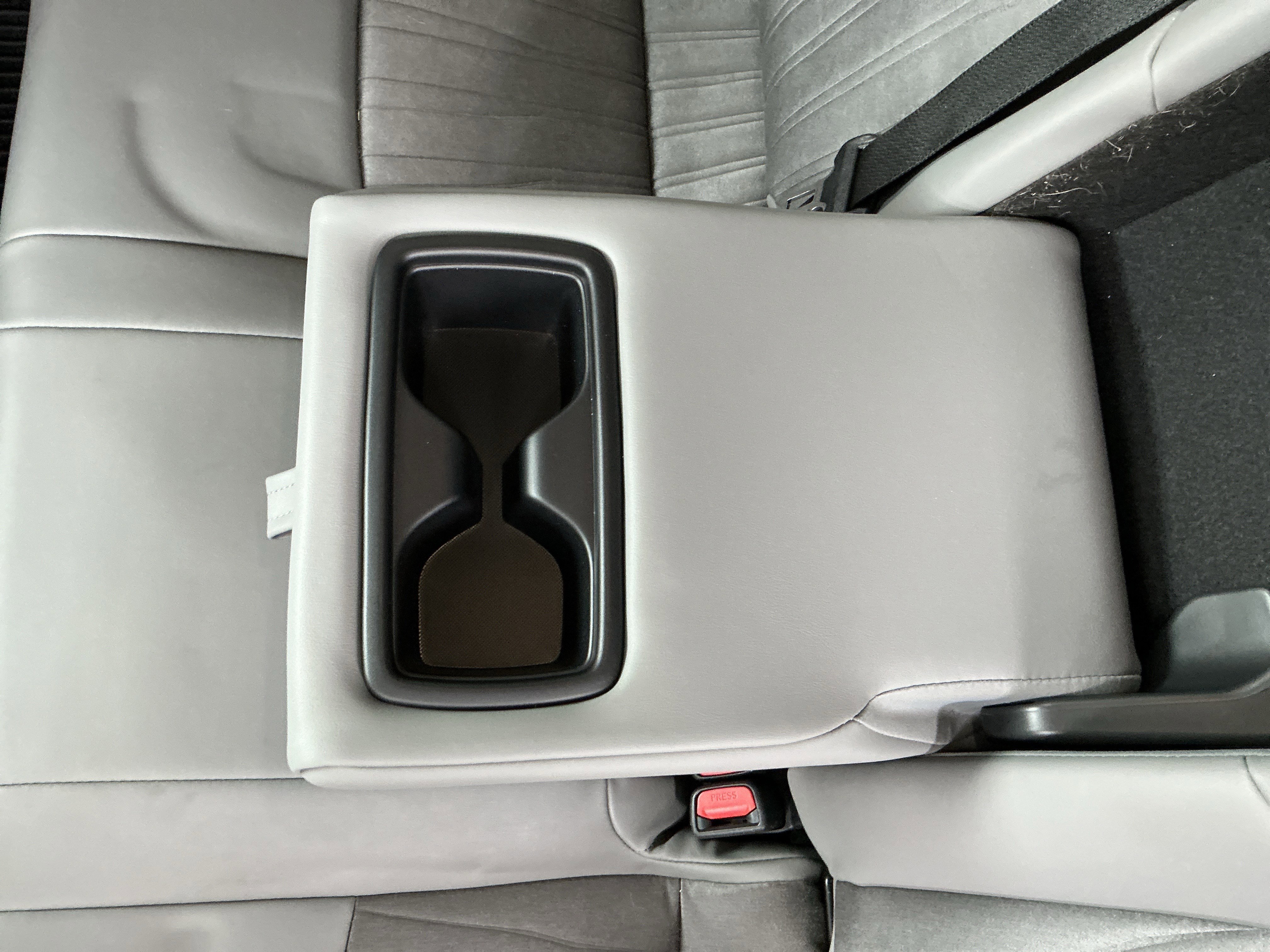 Certified 2021 Toyota Venza XLE image 29