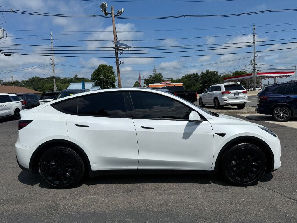 Used 2020 Tesla Model Y Long Range AWD/4WD image 8