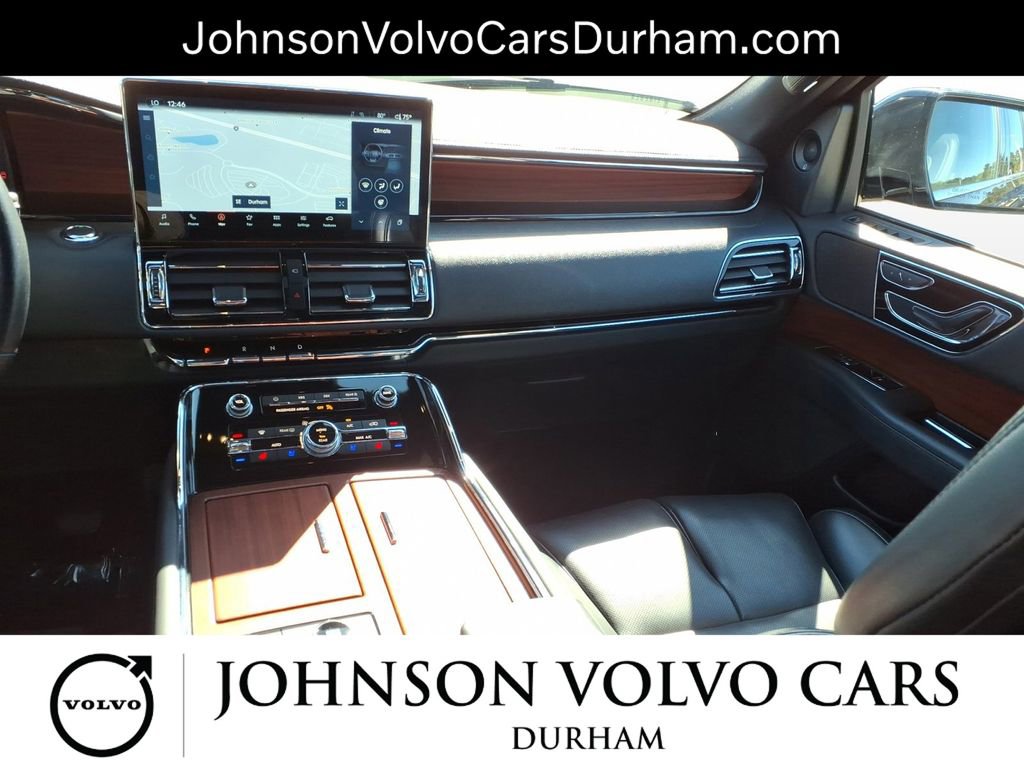 Used 2024 Lincoln Navigator L 4WD image 9