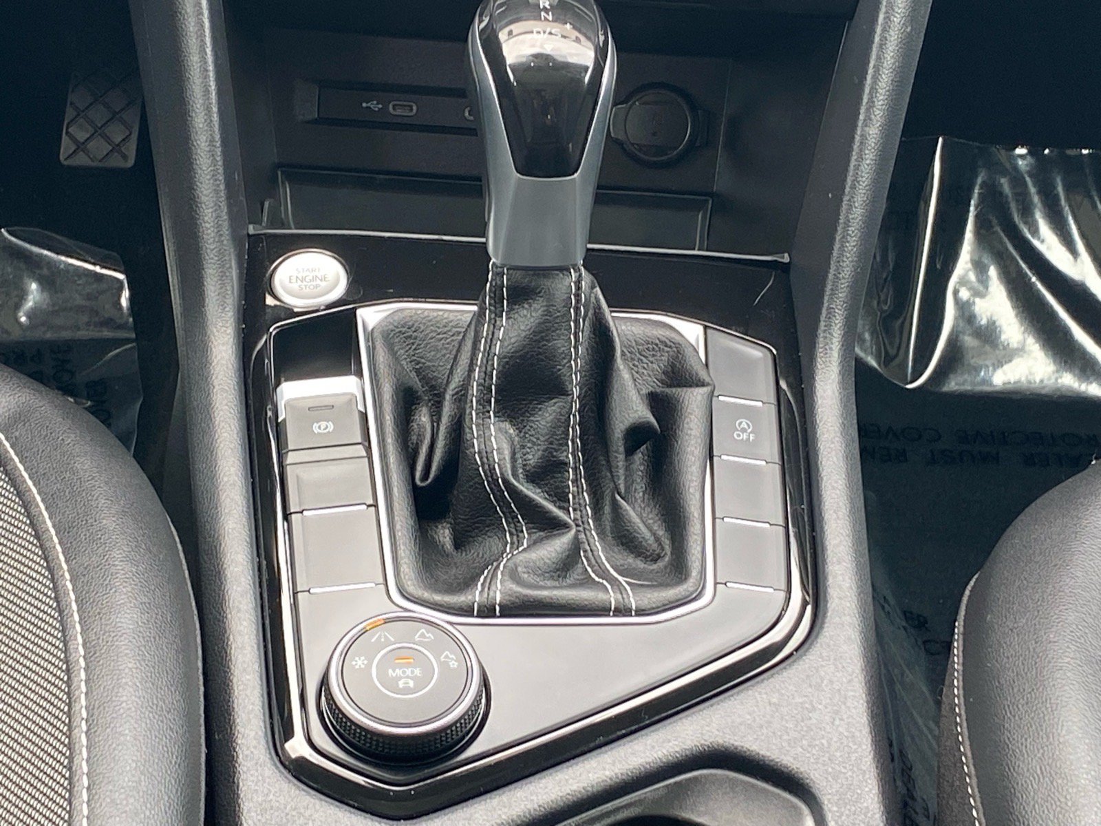 Certified 2023 Volkswagen Taos SE AWD/4WD image 8