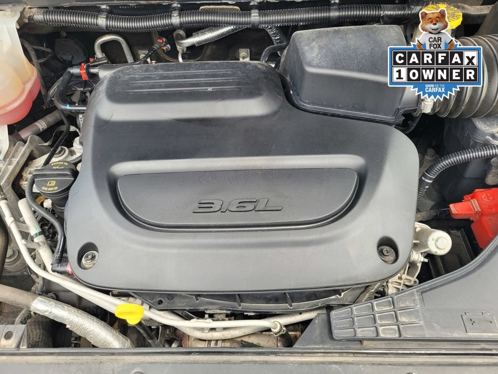 Used 2023 Chrysler Pacifica Limited FWD image 24