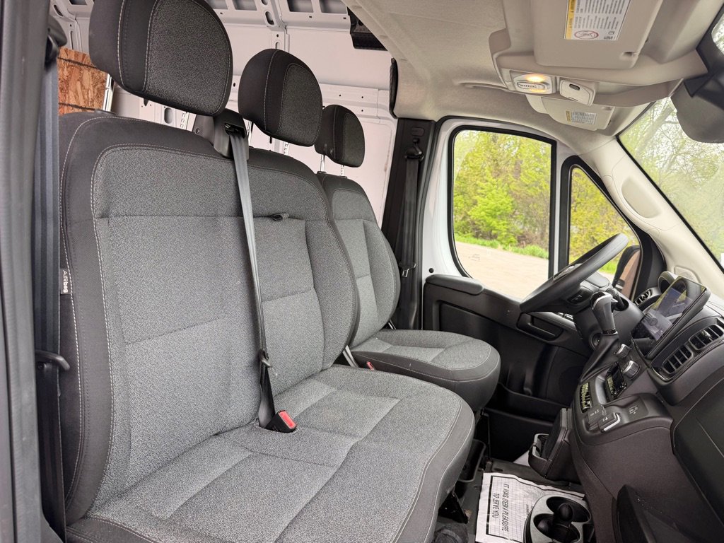Used 2024 RAM ProMaster 3500 w/ Premium Convenience Group FWD image 17