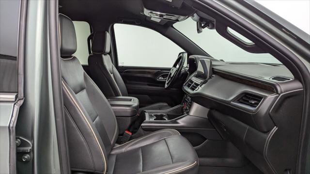 Used 2023 Chevrolet Suburban Premier image 24