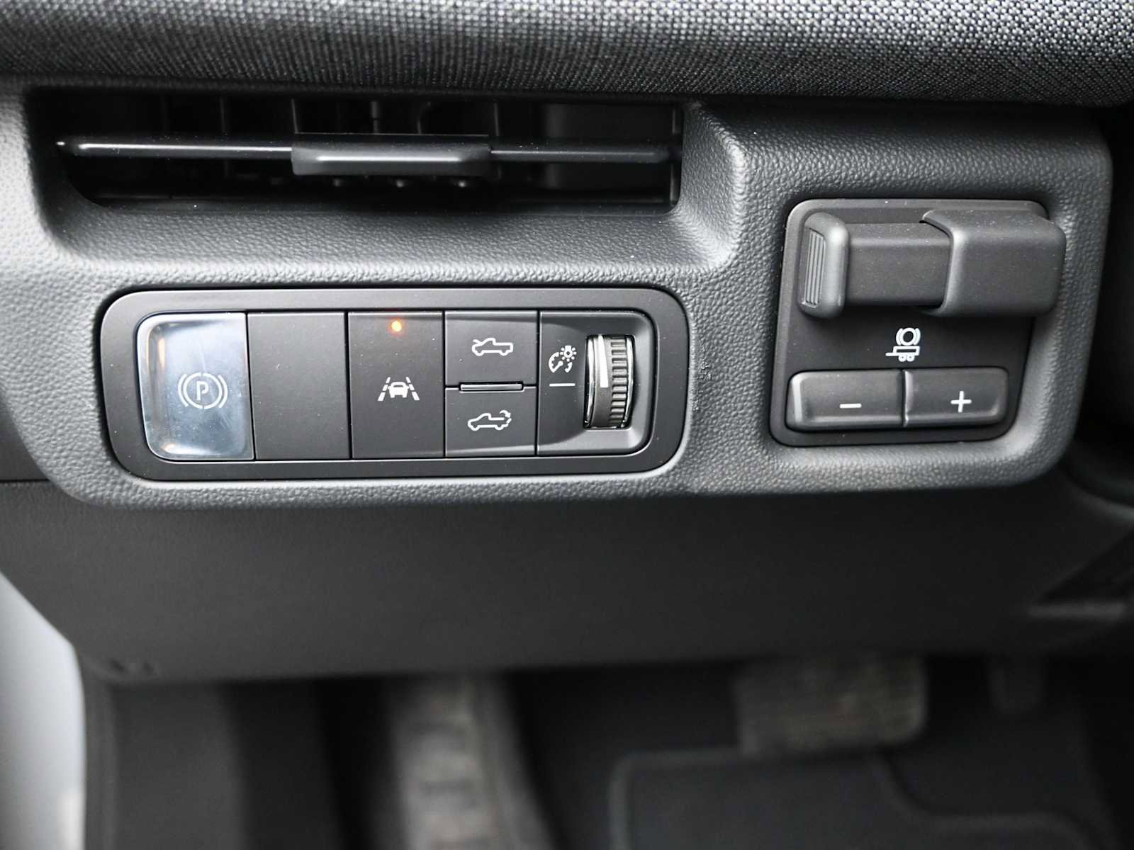 New 2026 GMC Sierra EV Elevation image 13