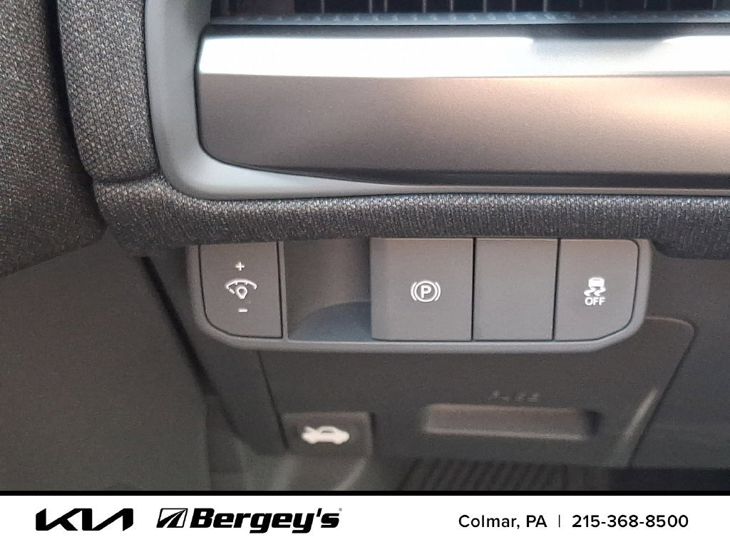 New 2027 Kia EV3 Wind AWD/4WD image 18