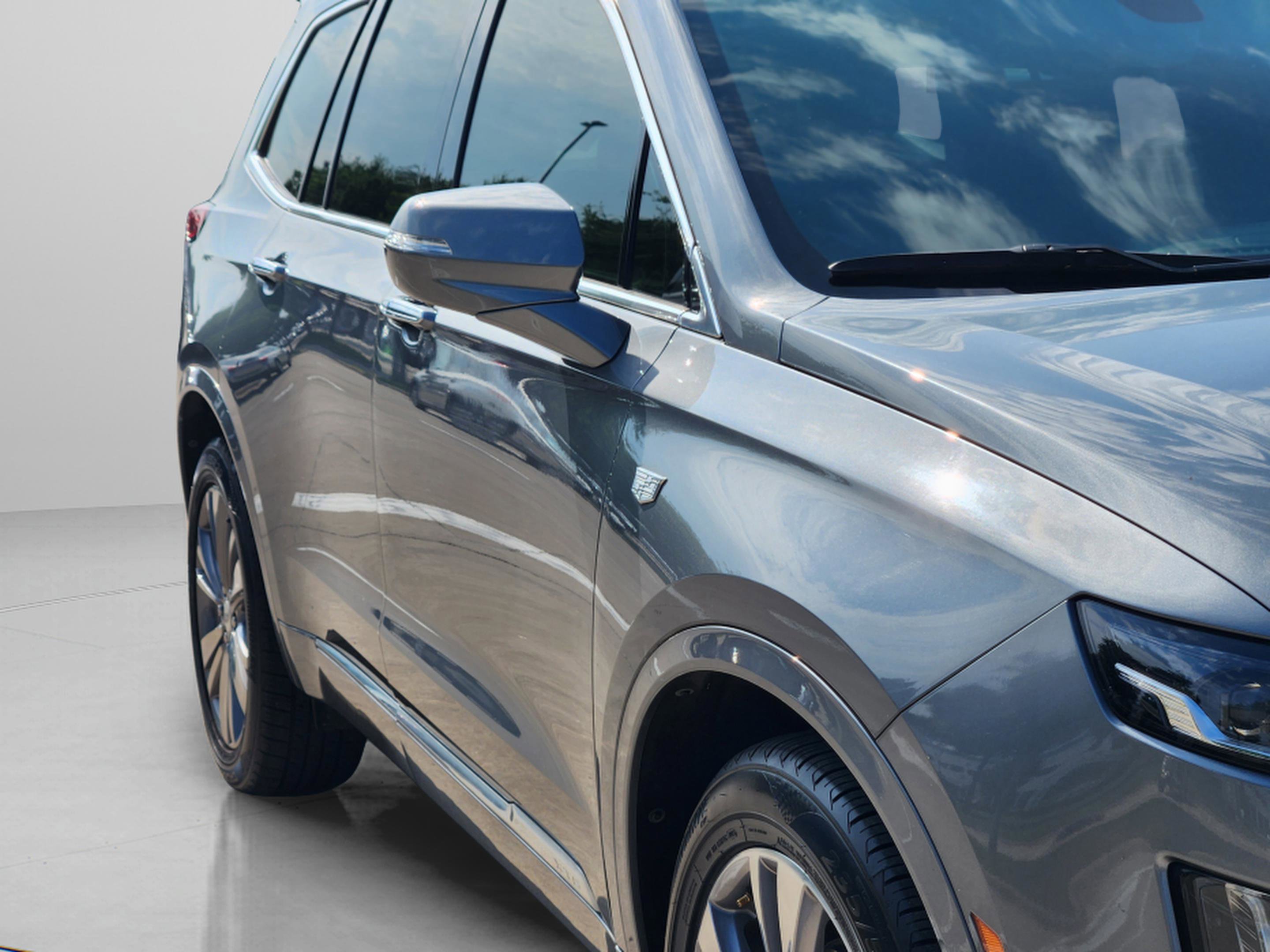 Used 2021 Cadillac XT6 Premium Luxury FWD image 34