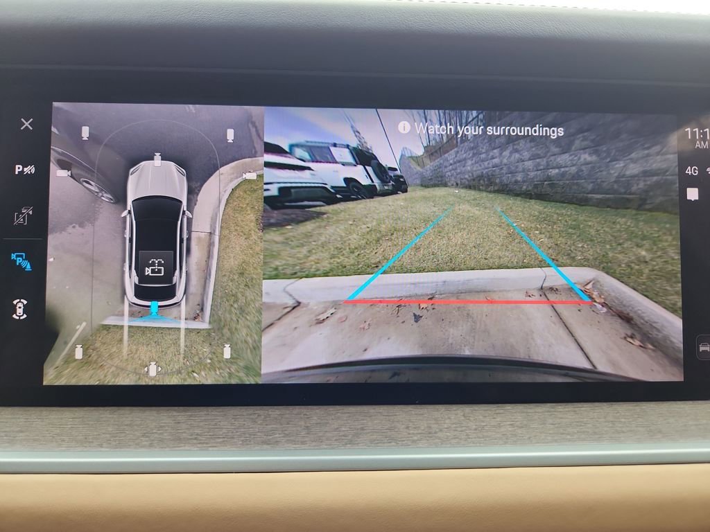 Used 2024 Porsche Cayenne Coupe image 23