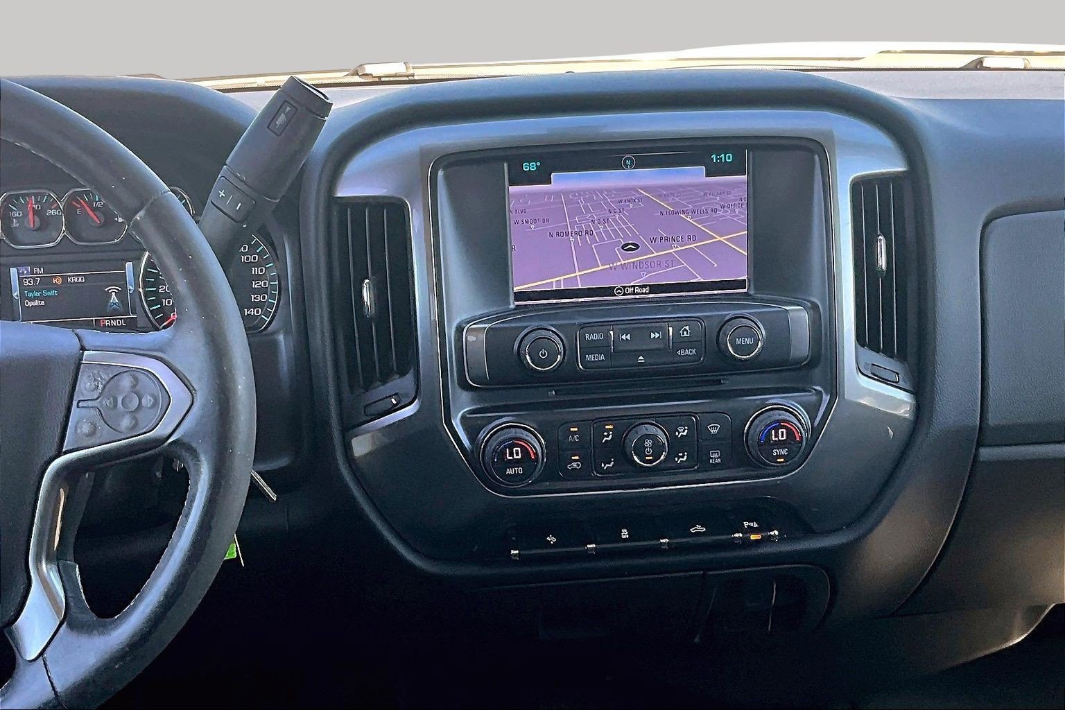 Used 2017 Chevrolet Silverado 1500 LT w/ All Star Edition RWD image 6
