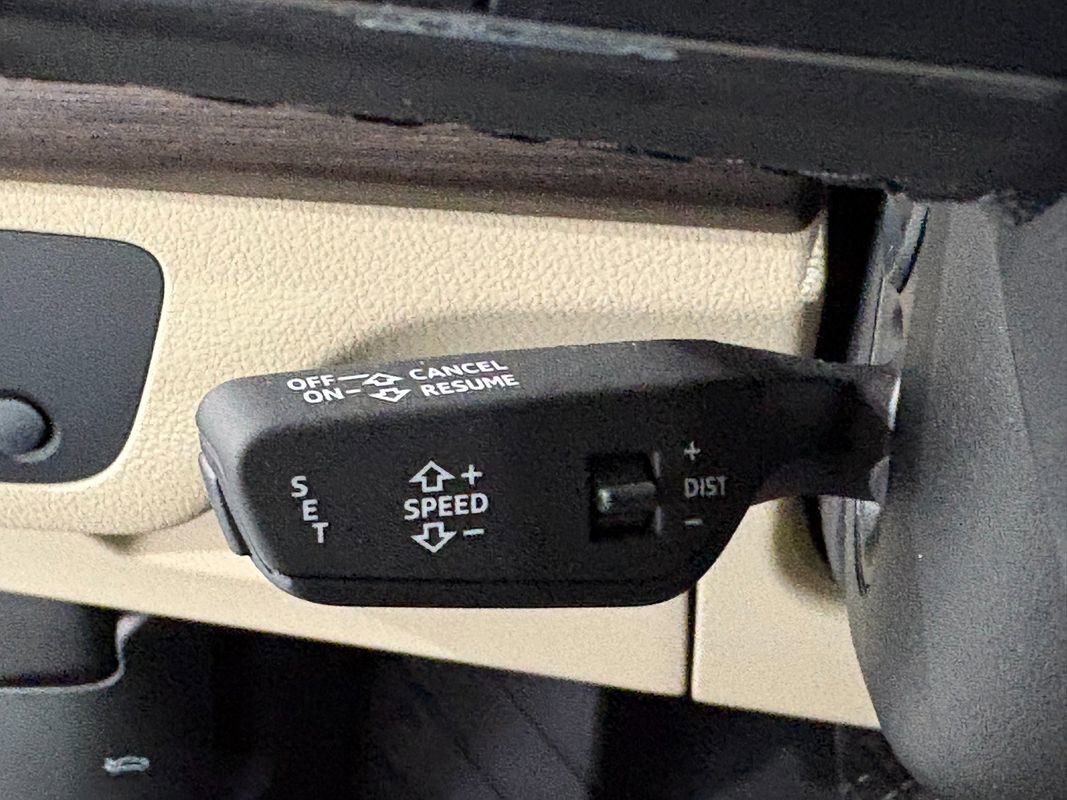 Used 2025 Audi Q5 2.0T Premium Plus w/ Premium Plus Package image 16